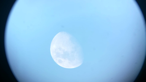 Osservazione delle stelle cadenti durante l’evento a Palazzo Pascal in Costiera Amalfitana